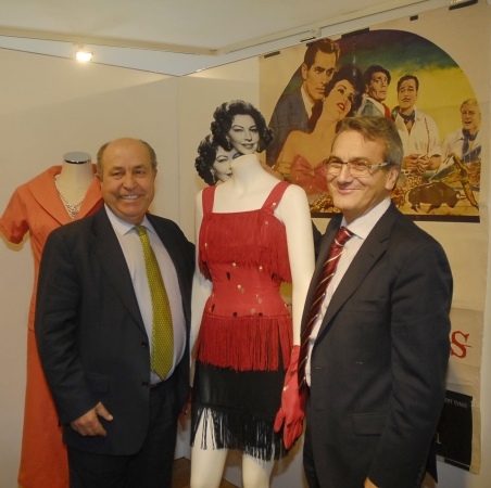 &copy;Ayto.Granada: LA MUESTRA `EL ANIMAL M�S BELLO DEL MUNDO� TRAE A NUESTRA CIUDAD OBJETOS PERSONALES DE LA DIVA 